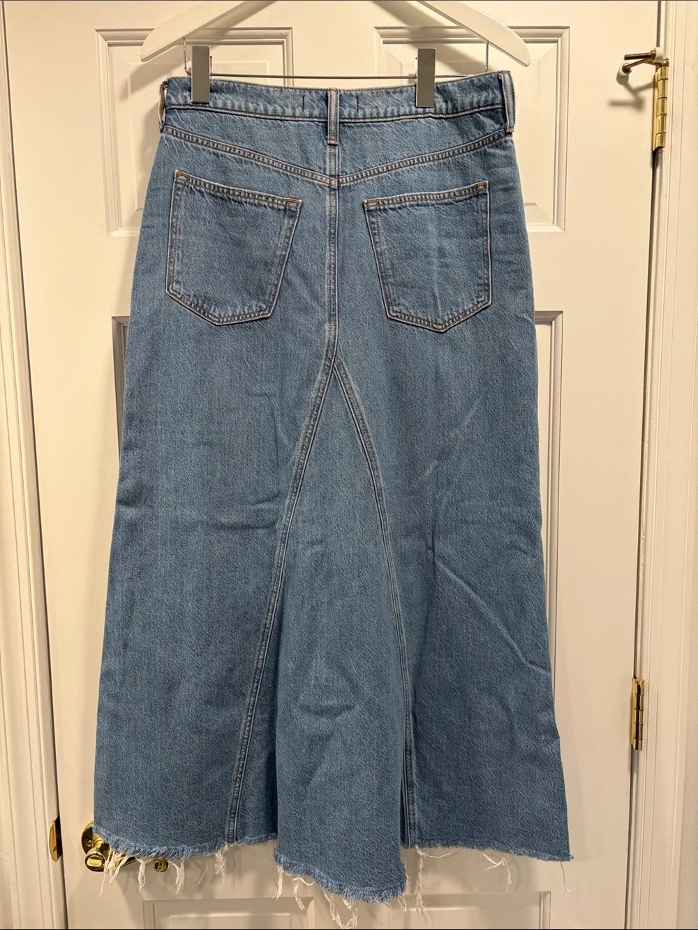 Abercrombie & Fitch Blue Denim Flared Maxi Skirt with Raw Edge – Women's Denim - Picture 2 of 4
